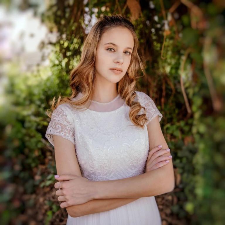 נחמה הס שמלות כלה נחמה הס שמלות כלה