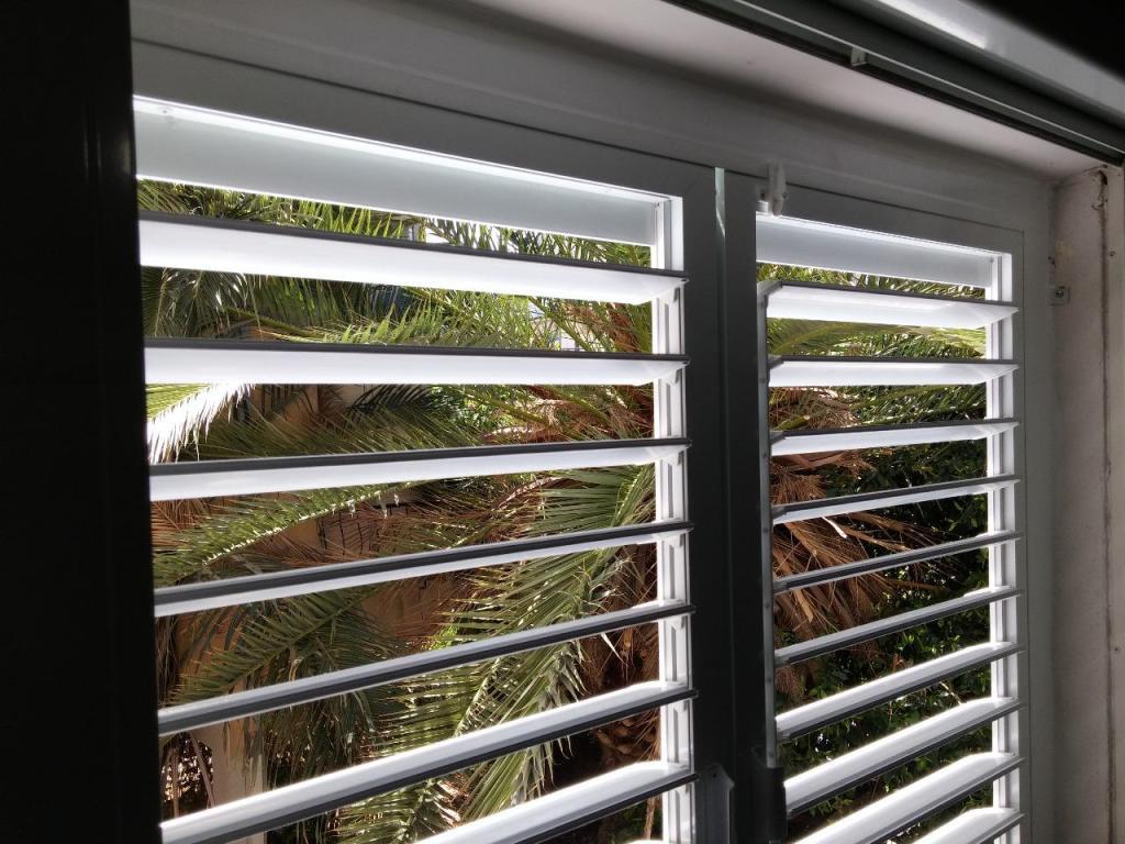 אומנות באלומניום אומנות באלומניום