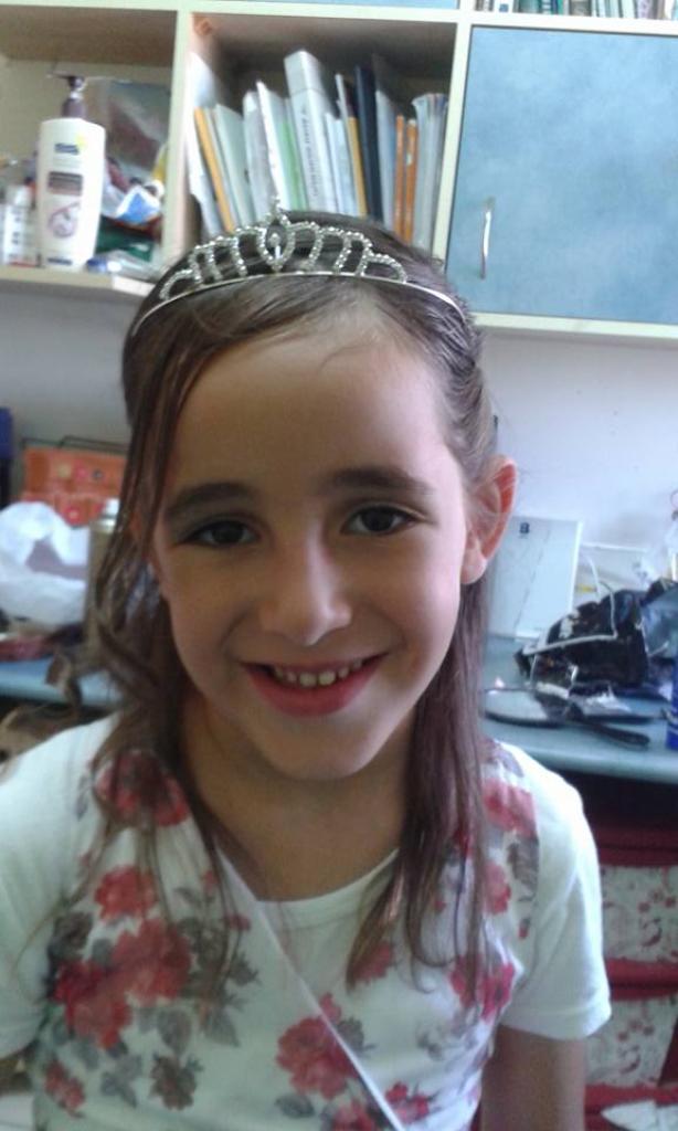 נירית הקר מאפרת כלות נירית הקר מאפרת כלות