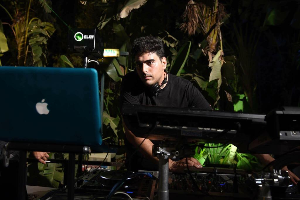 DJ צור לב שירותי מוסיקה DJ צור לב שירותי מוסיקה