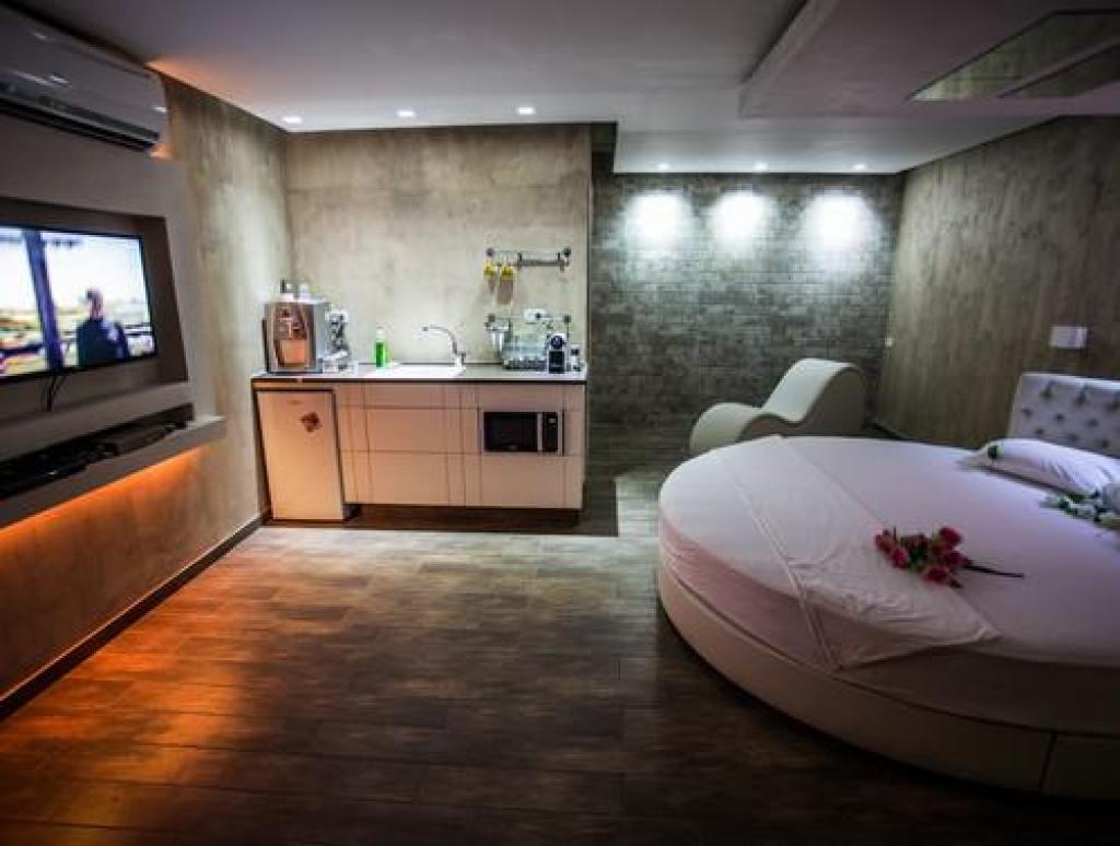 לאונצ'ו לאונצ'ו