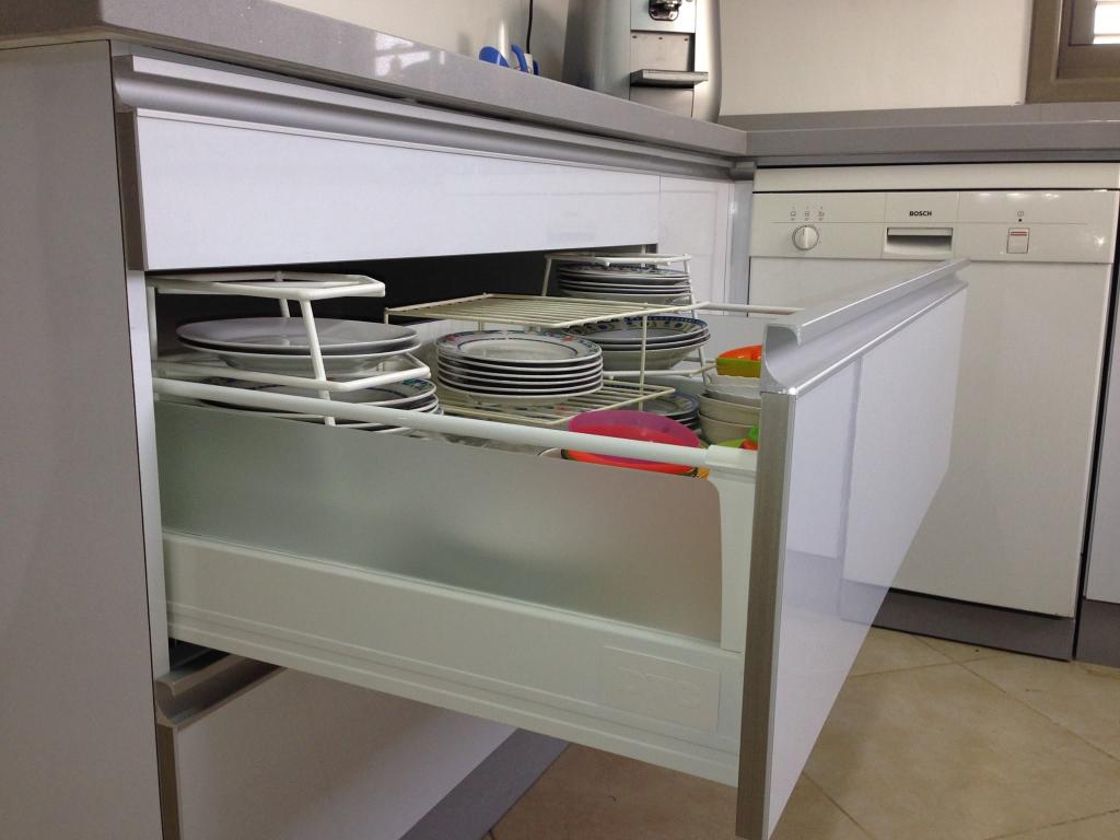 אלמוג המרכז למטבחי יוקרה אלמוג המרכז למטבחי יוקרה