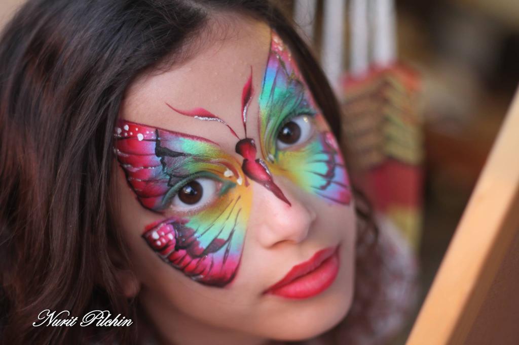 נורית פילצ'ין נורית פילצ'ין