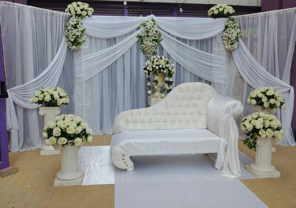 השביל הלבן עיצובים השביל הלבן עיצובים