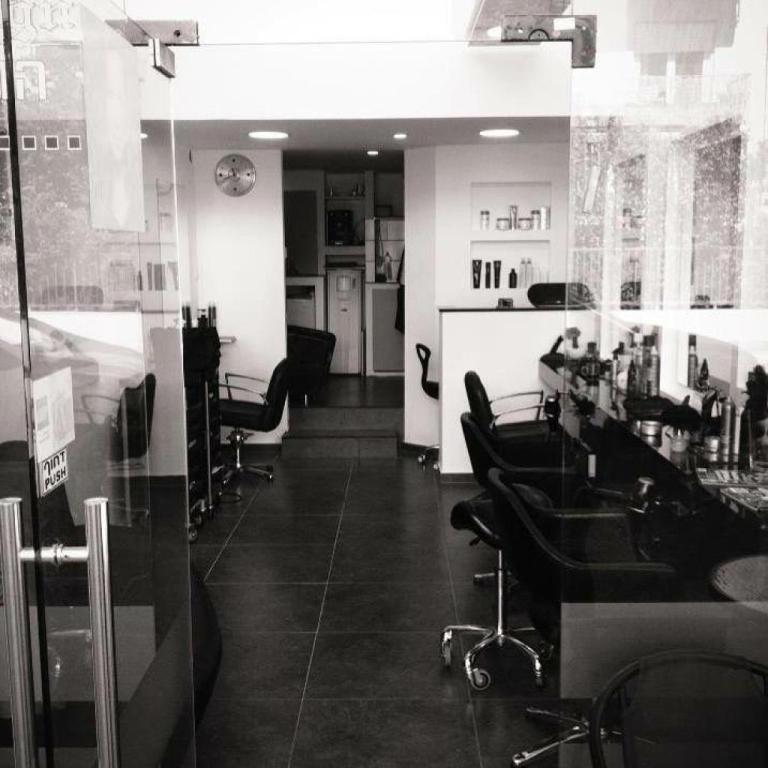 ברק שושן עיצוב שיער ברק שושן עיצוב שיער