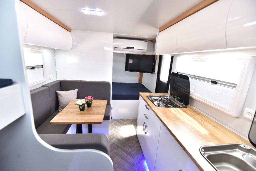 גאיה קראוונים ונגררים גאיה קראוונים ונגררים