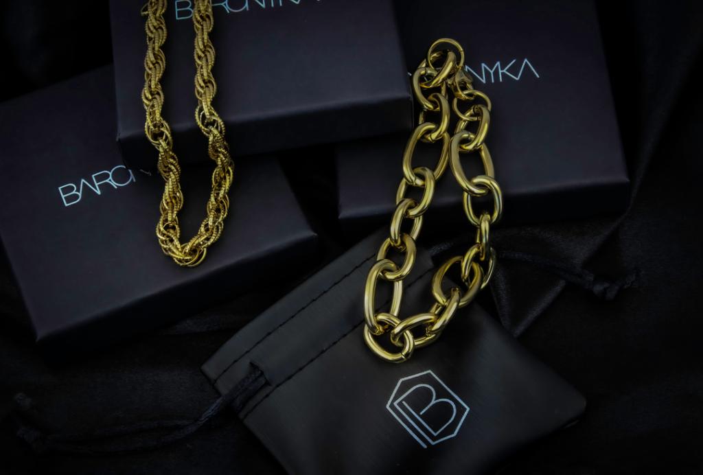 בארוניקא בארוניקא