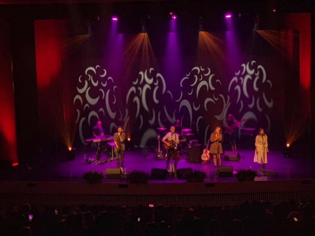 DM הגברה ותאורה DM הגברה ותאורה