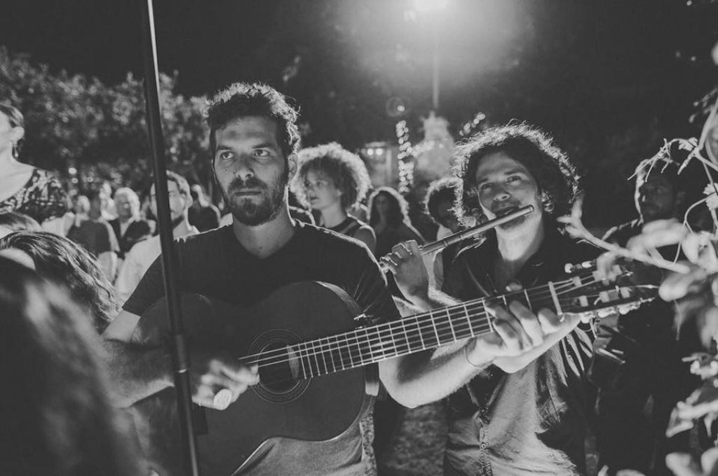 להקת טרה רוסה להקת טרה רוסה