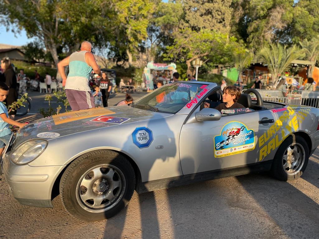 תיירות עין גב תיירות עין גב