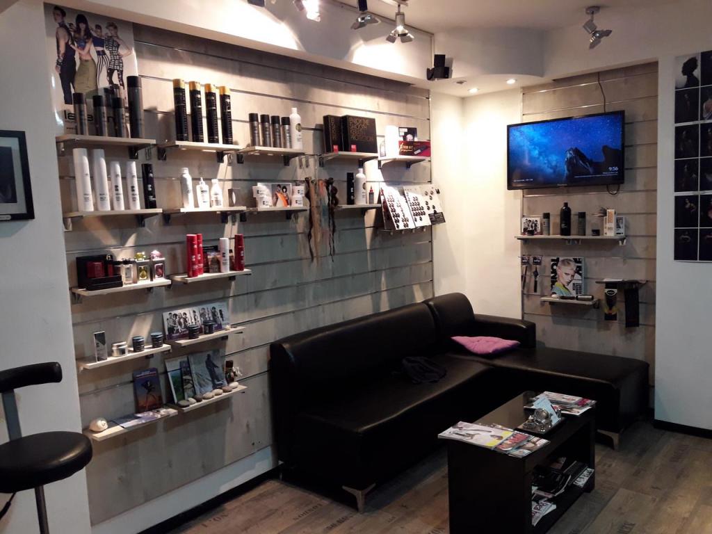 מיקי אומנות השיער מיקי אומנות השיער