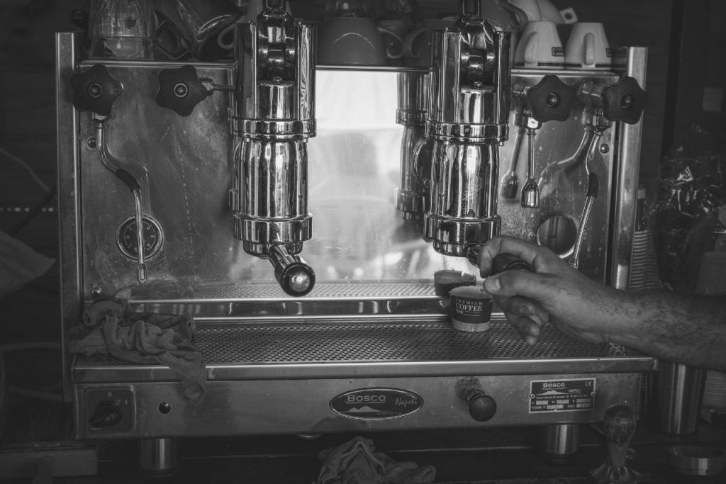 נגרו בית קלייה לקפה מובחר NEGRO נגרו בית קלייה לקפה מובחר NEGRO