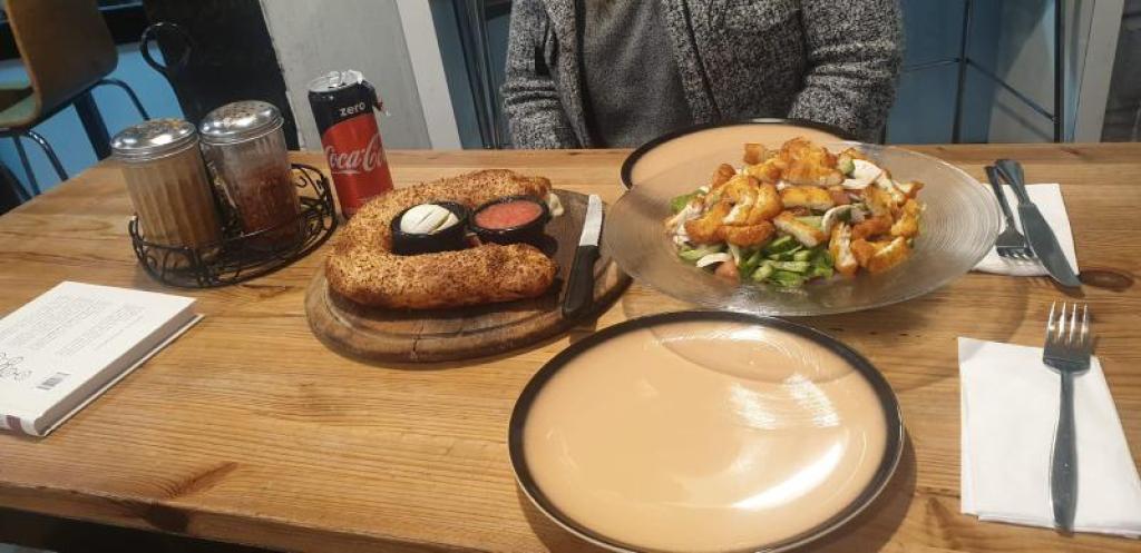 פיצה זיתים פיצה זיתים