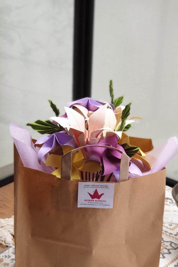 מורן אלחלל אוריגמי של בד מורן אלחלל אוריגמי של בד