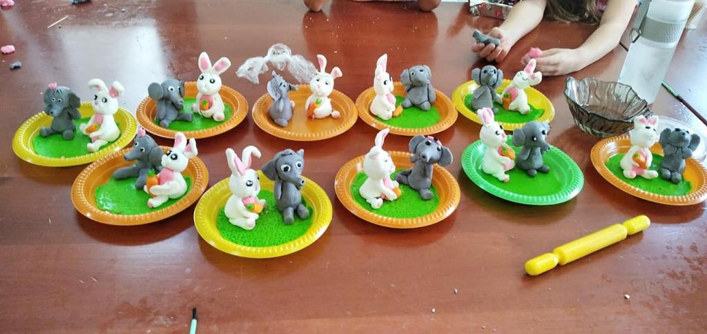 אורית עוגות מעוצבות אורית עוגות מעוצבות