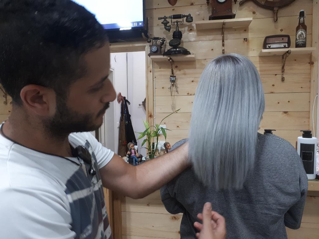 חנן לוגסי מעצב שיער חנן לוגסי מעצב שיער