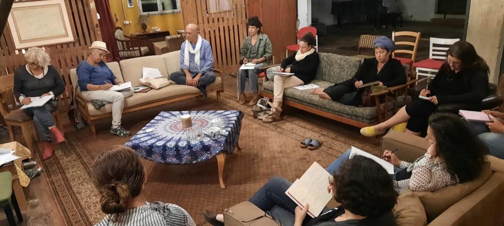 הלה אשחר הלה אשחר