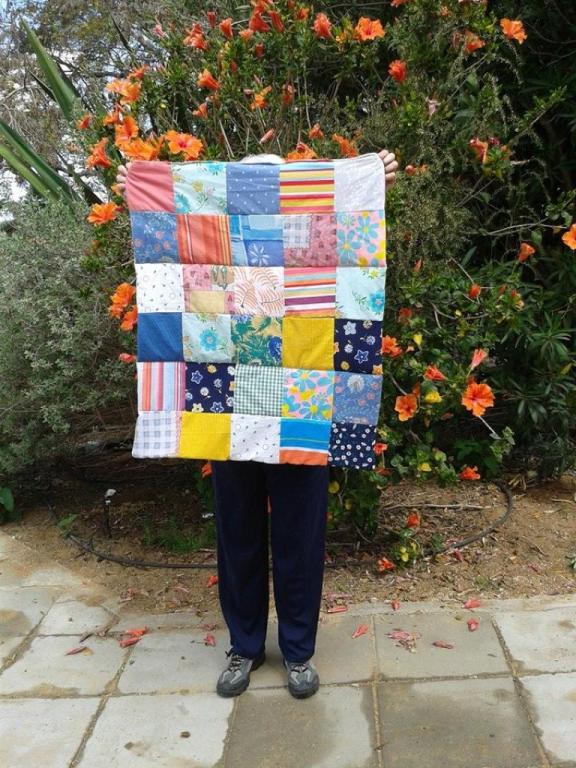 חיבוקיס מבית עמל חיבוקיס מבית עמל