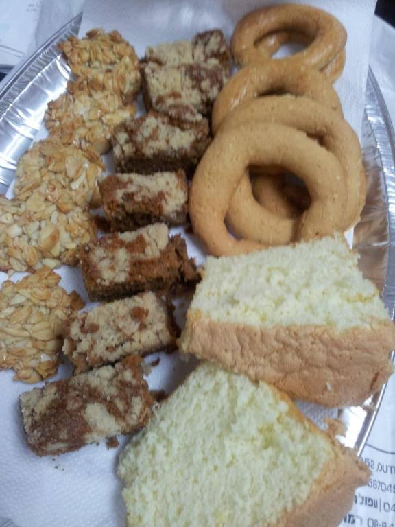 Neomi's עוגות ועוגיות בהזמנה אישית Neomi's עוגות ועוגיות בהזמנה אישית