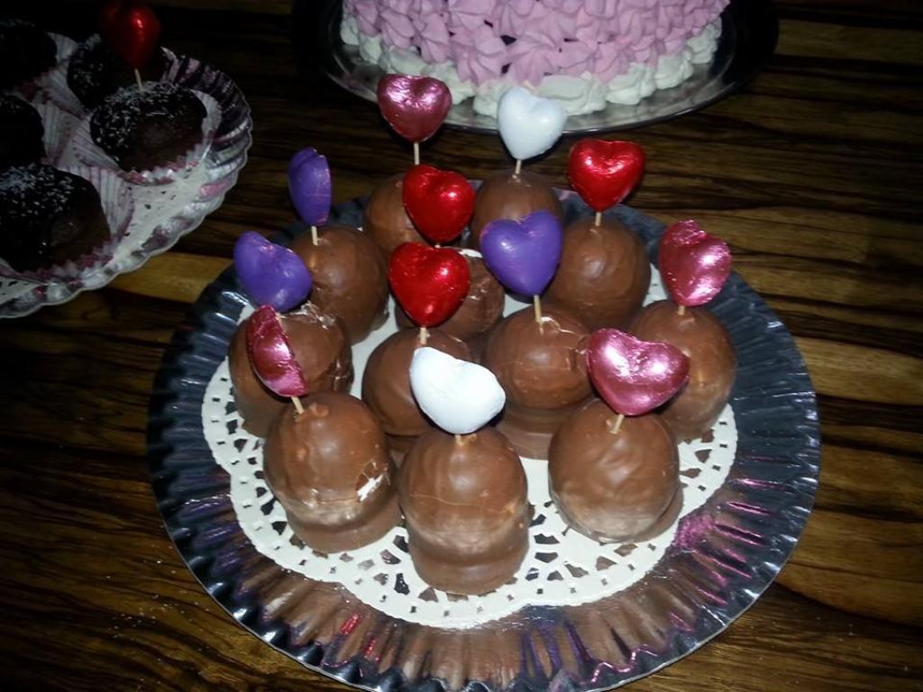 עוגות בצק סוכר עוגות בצק סוכר