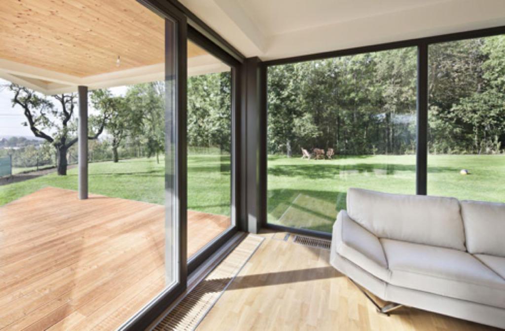 טל תריס טל תריס