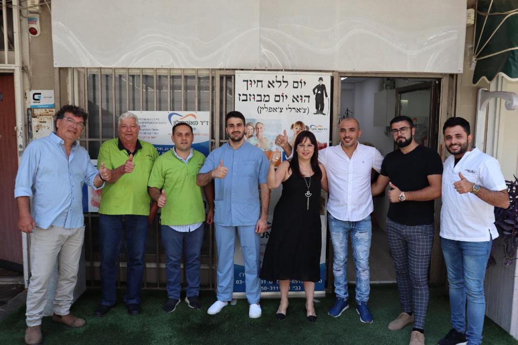 ד"ר אלון מאור ד"ר אלון מאור