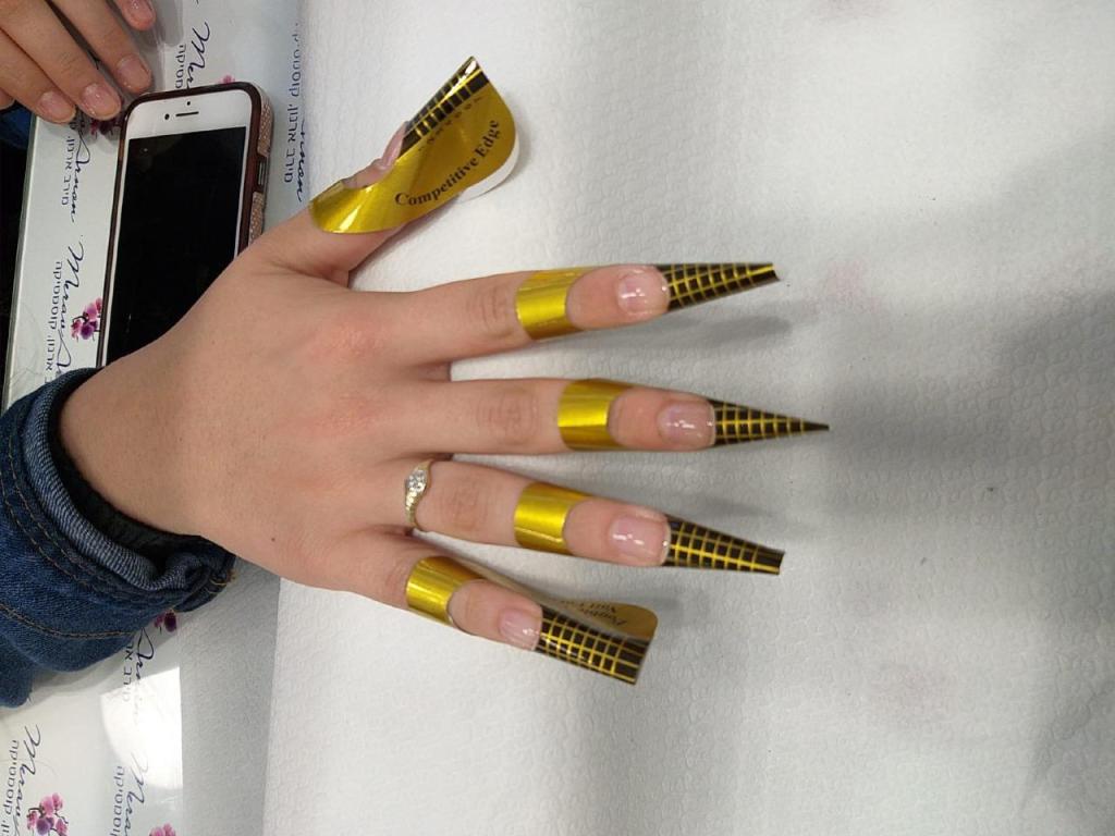 ארנון מירב ארנון מירב