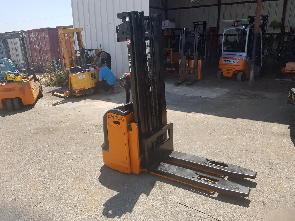 פיני שירותי מלגזות פיני שירותי מלגזות