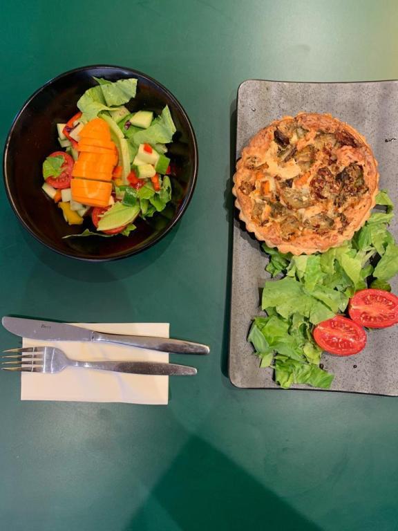 פלומבה פלומבה