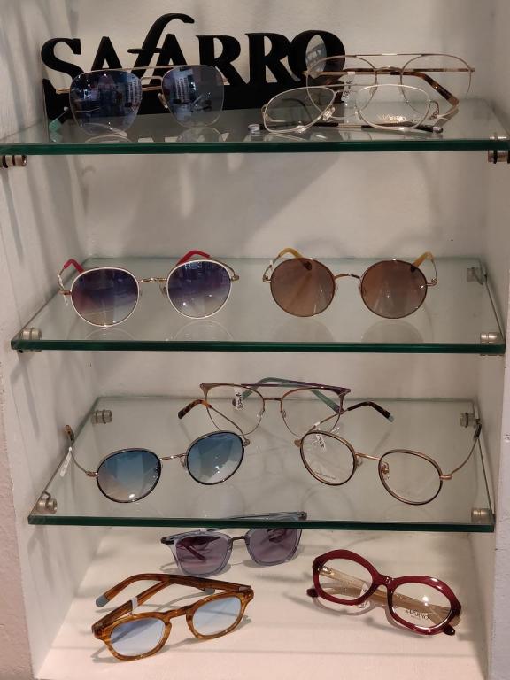 מבטים אופטיקה ואופטומטריסטים מבטים אופטיקה ואופטומטריסטים