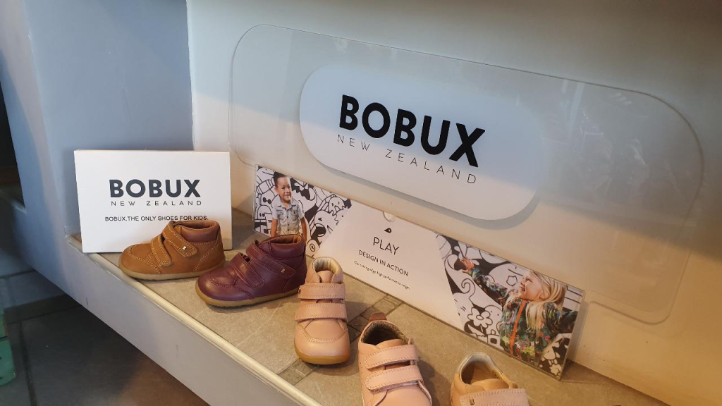 נעלי כלנית נעלי כלנית