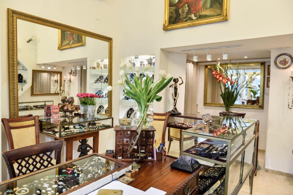 אוה תכשיטים ועתיקות אוה תכשיטים ועתיקות