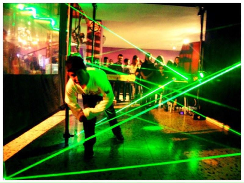 פארטי שואו פארטי שואו