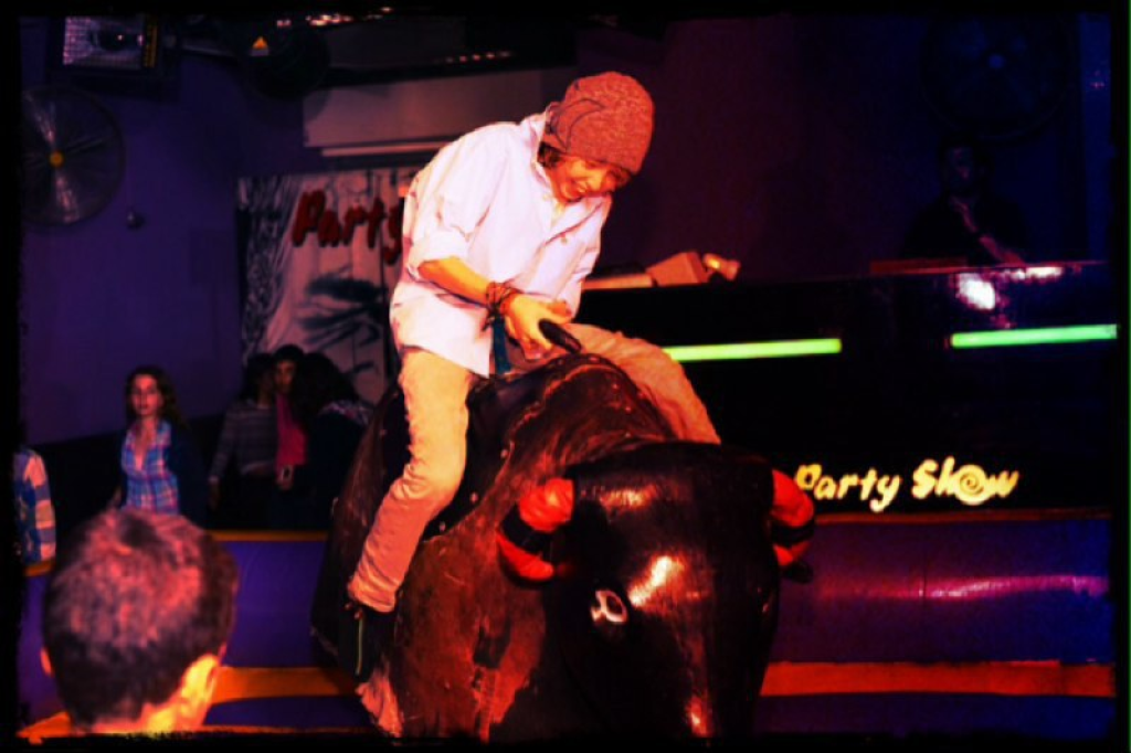 פארטי שואו פארטי שואו