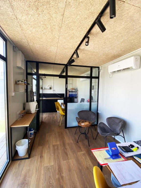 מעלות מבנים ומכולות מעלות מבנים ומכולות