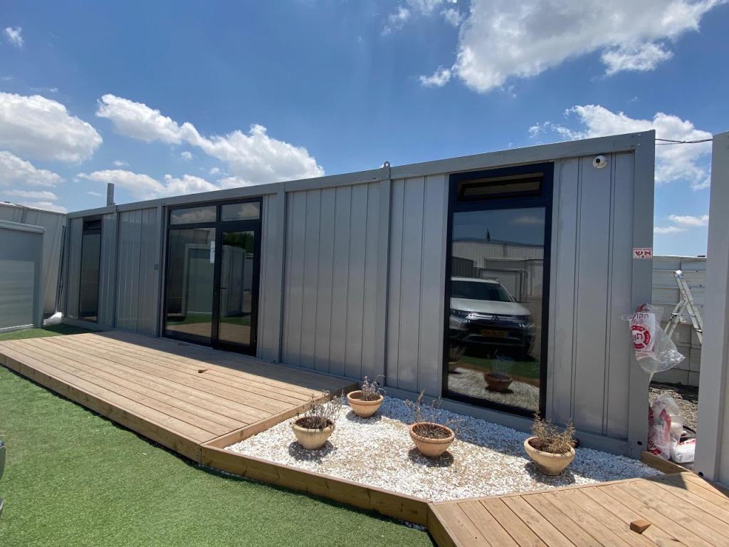 מעלות מבנים ומכולות מעלות מבנים ומכולות