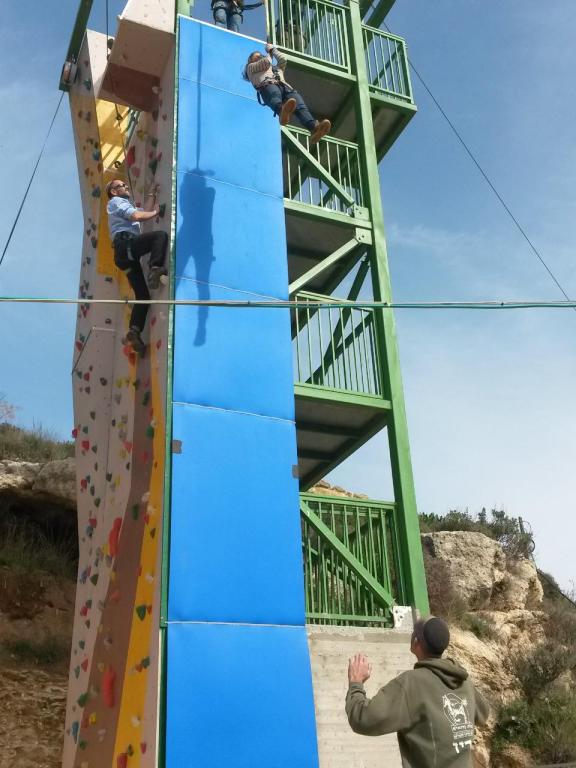 חוות קדומים מרכז אתגרי חוות קדומים מרכז אתגרי