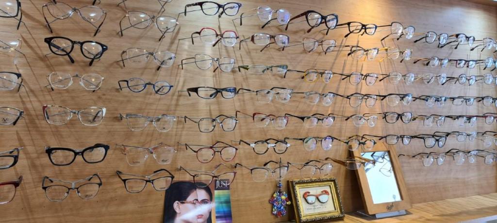 אופטיקה המאה אופטיקה המאה