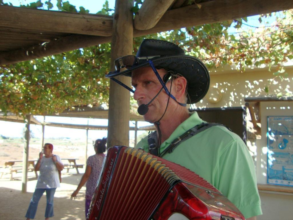 לא נפסיק לשיר לא נפסיק לשיר