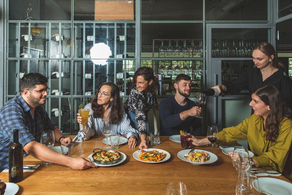 כרמים בית של אוכל ויין כרמים בית של אוכל ויין