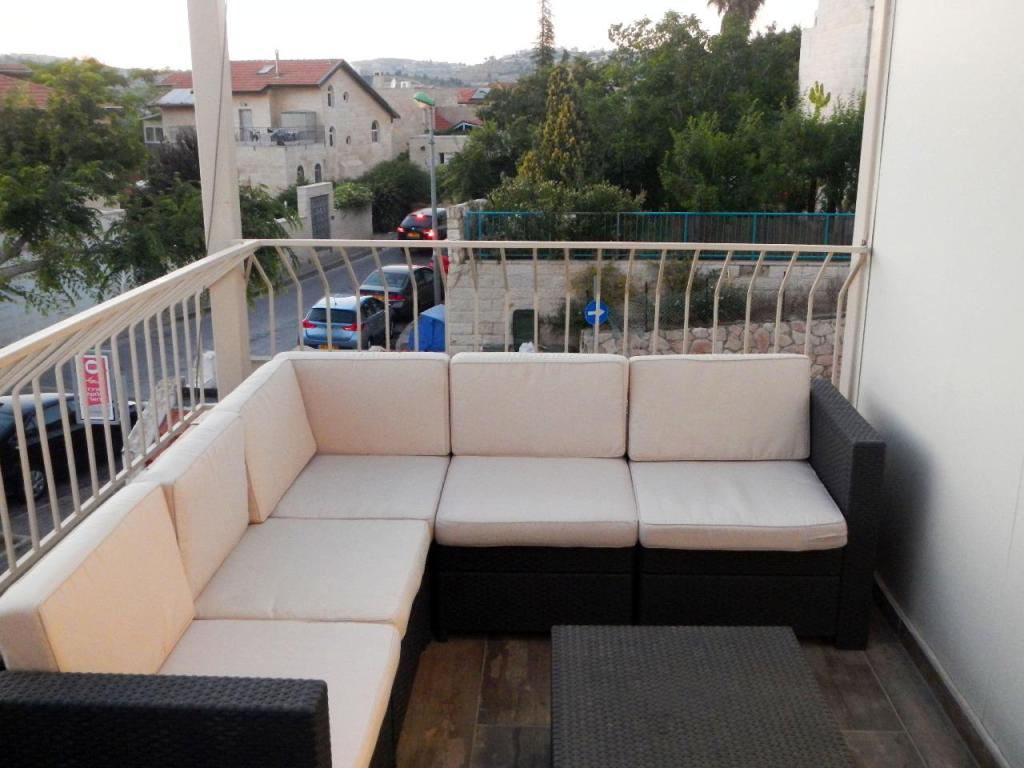 יואל צרפתי יואל צרפתי