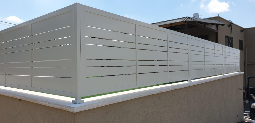 עץ הברזל עץ הברזל