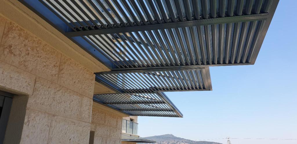 עץ הברזל עץ הברזל