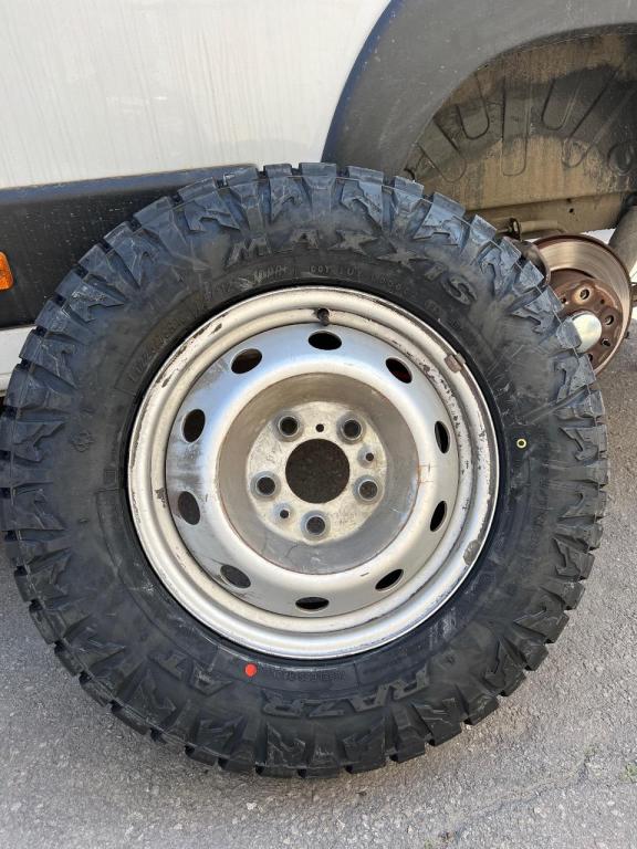 צמיגי עבד צמיגי עבד