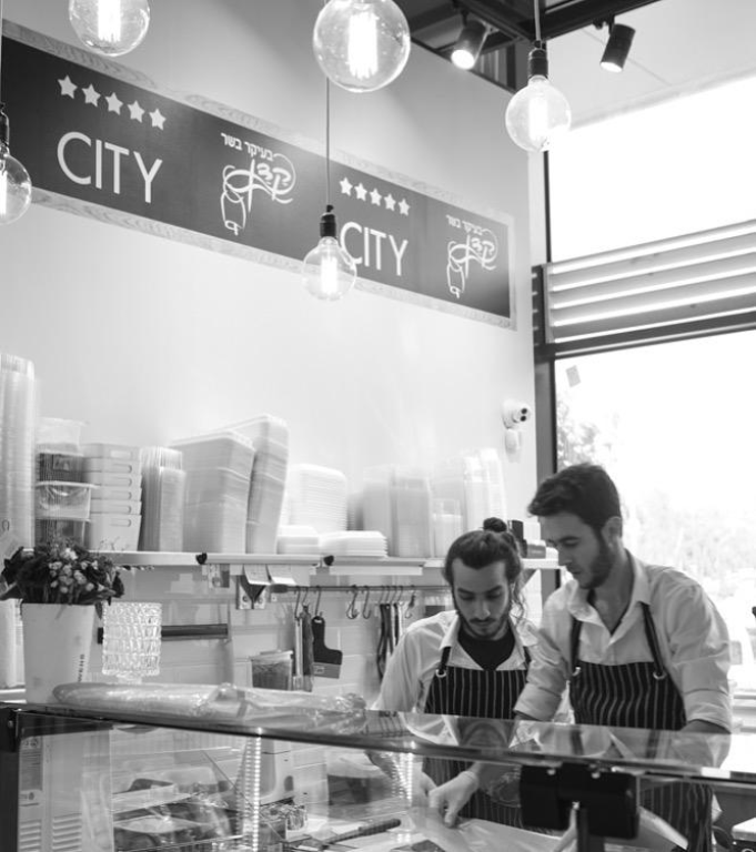 קדן בעיקר בשר קדן בעיקר בשר