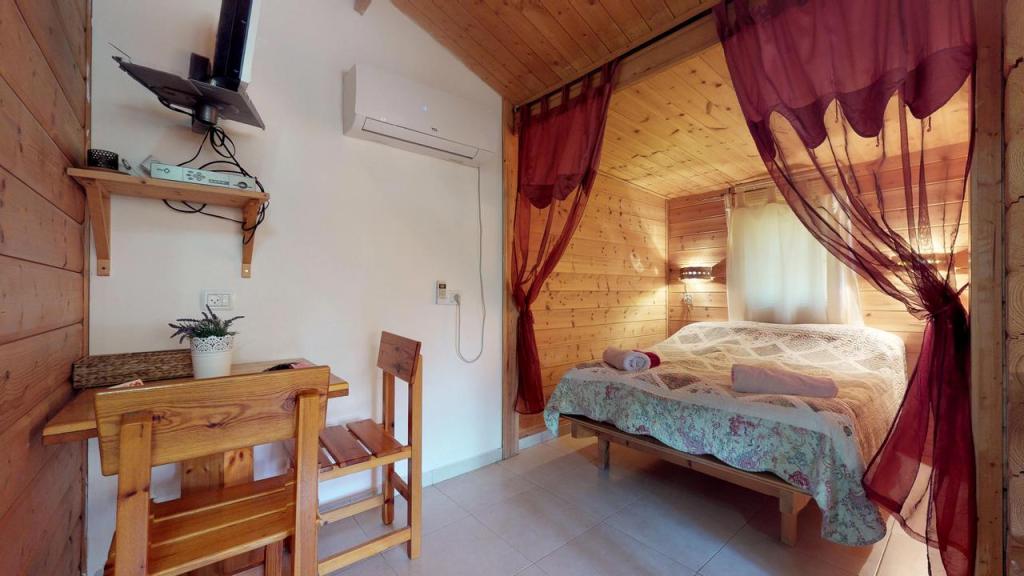 מקום בלב A palce in the heart מקום בלב A palce in the heart