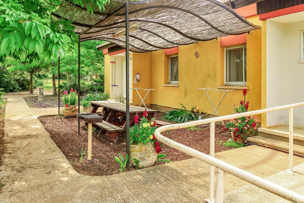 שלווה על ההר שלווה על ההר