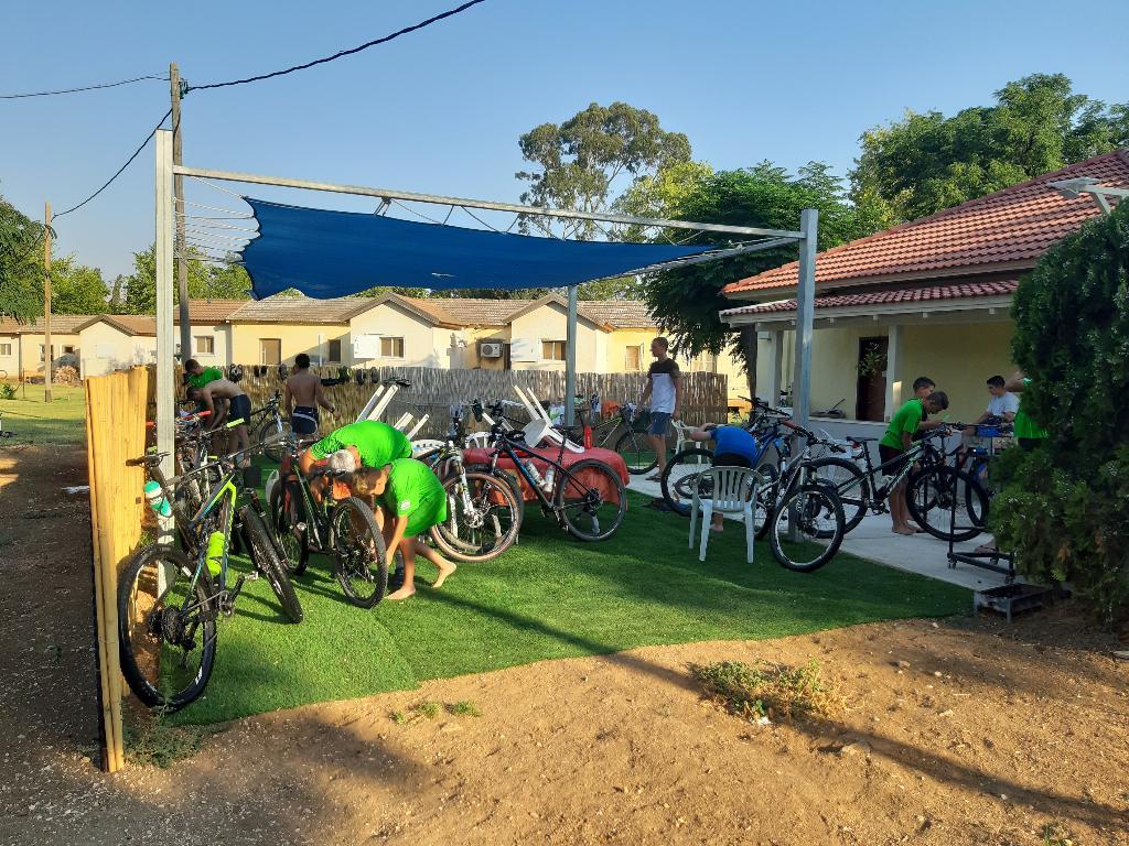 אכסניית מטיילים אכסניית מטיילים