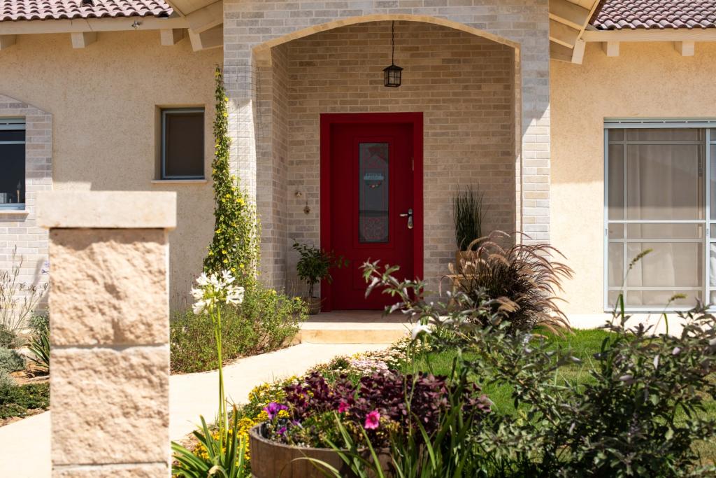 קמחי עדי קמחי עדי