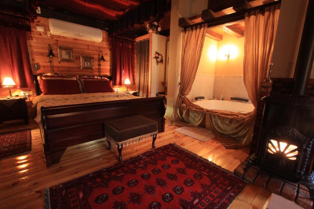 בקתיים בקתיים